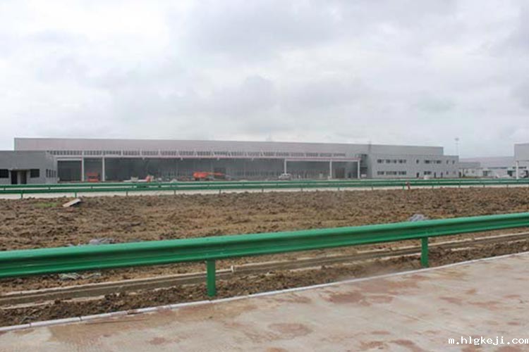 1636427907165955.jpg 道路米兰体育全站.jpg